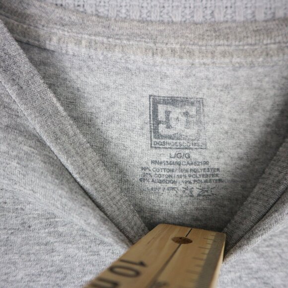 DC Logo Gray Tee - Picture 7 of 9